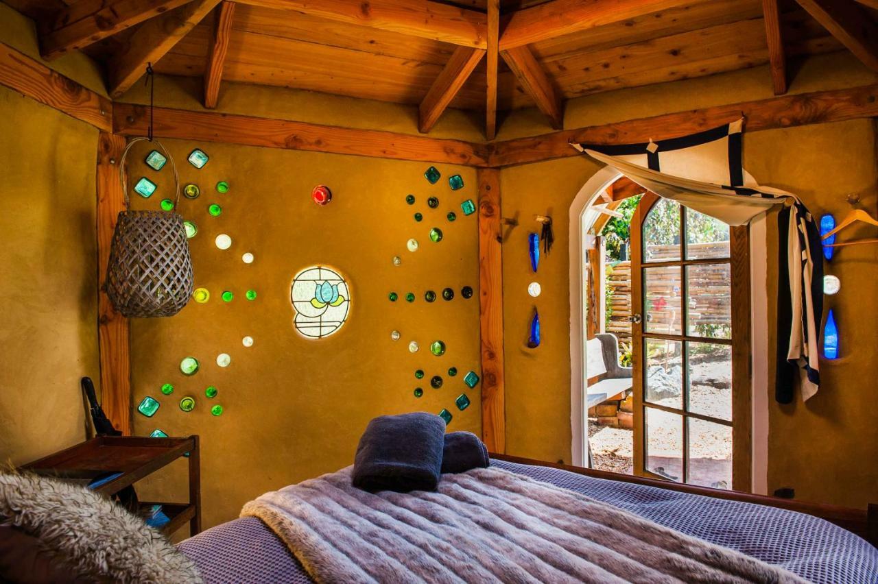 מנגאוואי Cob Cottage @ Tara Retreat מראה חיצוני תמונה